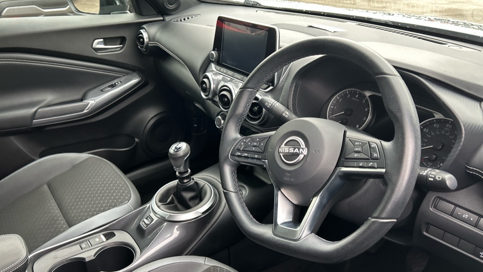Nissan Juke 1.0 DiG-T 114 N-Connecta 5dr Petrol Hatchback - Image 11