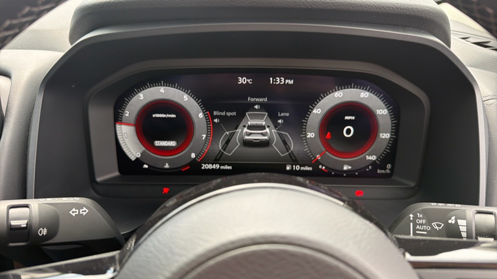 Nissan Qashqai 1.3 DiG-T MH N-Connecta 5dr Petrol Hatchback - Image 18