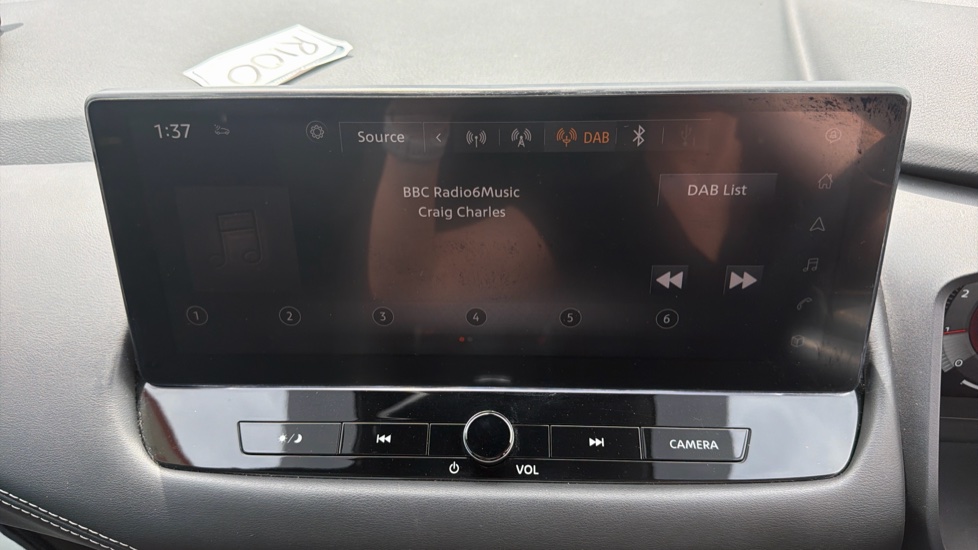 Nissan Qashqai 1.3 DiG-T MH N-Connecta 5dr Petrol Hatchback - Image 38