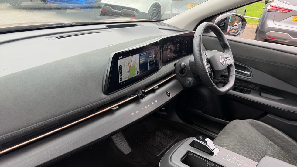 Nissan ARIYA 225kW Evolve 87kWh 22kWCh 5dr e-4ORCE Auto Electric Hatchback - Image 9