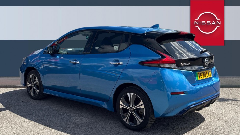 Nissan LEAF 160kW e+ Tekna 62kWh 5dr Auto Electric Hatchback - Image 2
