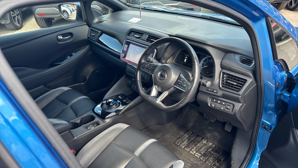 Nissan LEAF 160kW e+ Tekna 62kWh 5dr Auto Electric Hatchback - Image 11