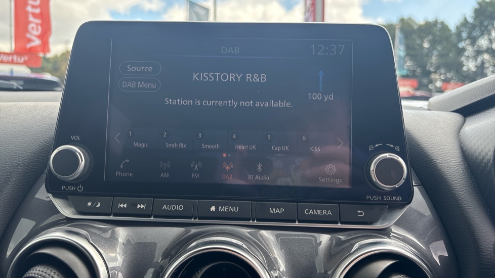 Nissan Juke 1.0 DiG-T 114 N-Connecta 5dr DCT Petrol Hatchback - Image 12