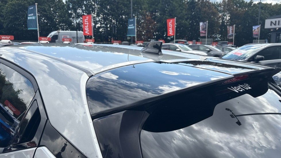 Nissan Juke 1.0 DiG-T 114 N-Connecta 5dr DCT Petrol Hatchback - Image 21