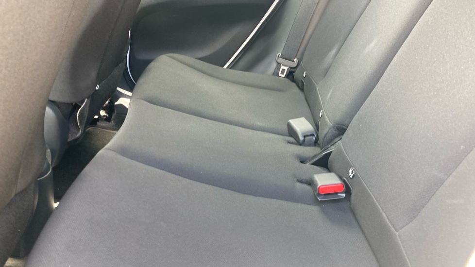 Toyota Aygo X 1.0 VVT-i Pure 5dr Petrol Hatchback - Image 16