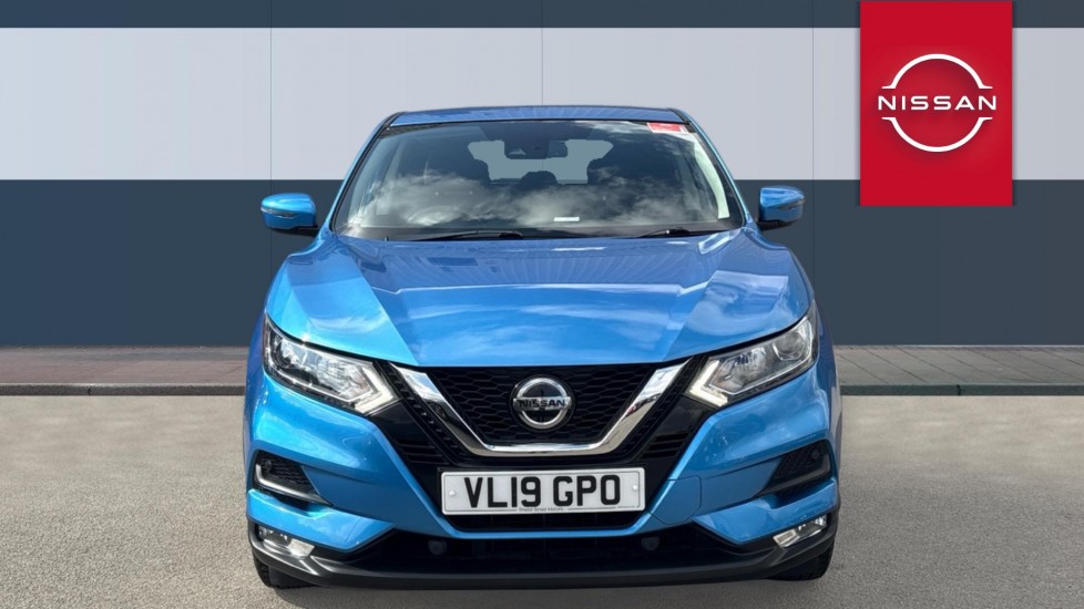 Nissan Qashqai 1.3 DiG-T Acenta Premium 5dr Petrol Hatchback - Image 3