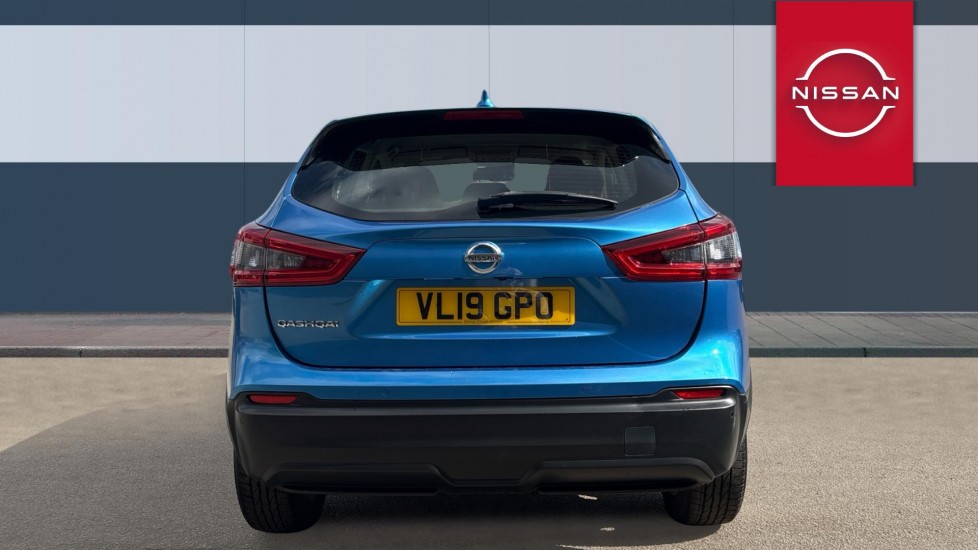 Nissan Qashqai 1.3 DiG-T Acenta Premium 5dr Petrol Hatchback - Image 6