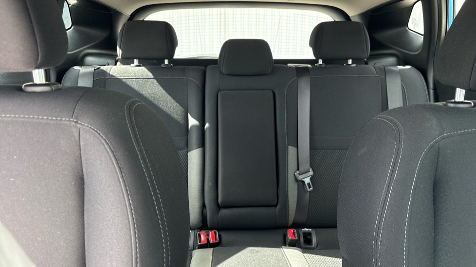Nissan Qashqai 1.3 DiG-T Acenta Premium 5dr Petrol Hatchback - Image 15