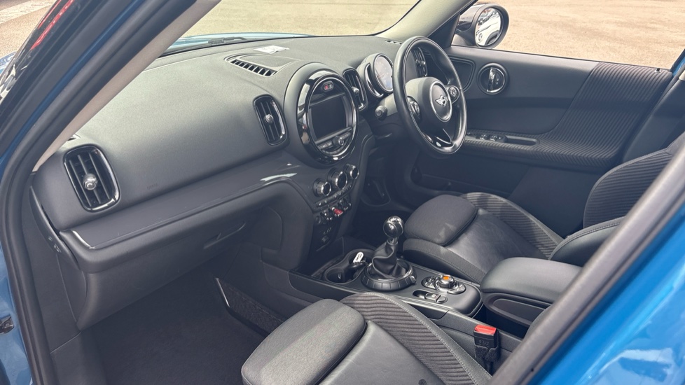 MINI Countryman 1.5 Cooper ALL4 5dr Petrol Hatchback - Image 9