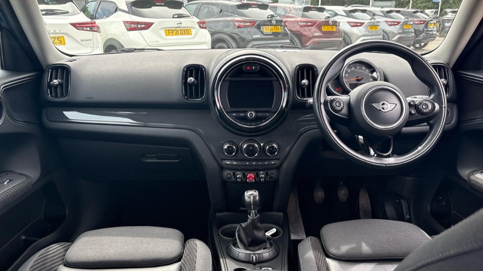 MINI Countryman 1.5 Cooper ALL4 5dr Petrol Hatchback - Image 10