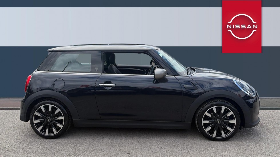 MINI Hatchback 1.5 Cooper Exclusive 3dr Auto Petrol Hatchback - Image 5