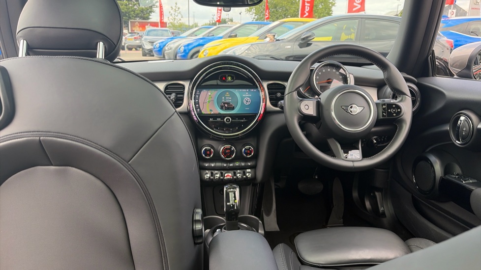 MINI Hatchback 1.5 Cooper Exclusive 3dr Auto Petrol Hatchback - Image 10