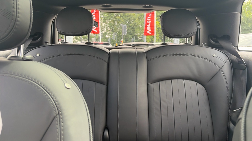 MINI Hatchback 1.5 Cooper Exclusive 3dr Auto Petrol Hatchback - Image 15