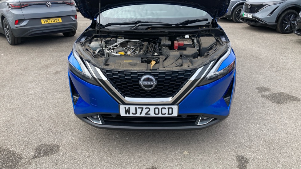 Nissan Qashqai 1.3 DiG-T MH 158 Tekna+ 5dr Xtronic Petrol Hatchback - Image 8