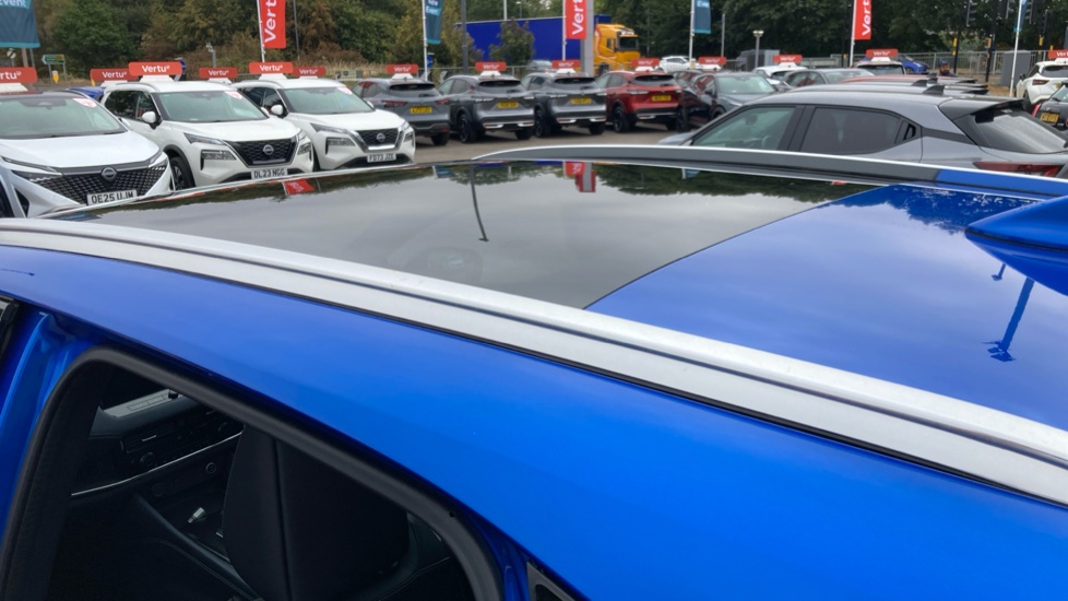 Nissan Qashqai 1.3 DiG-T MH 158 Tekna+ 5dr Xtronic Petrol Hatchback - Image 21