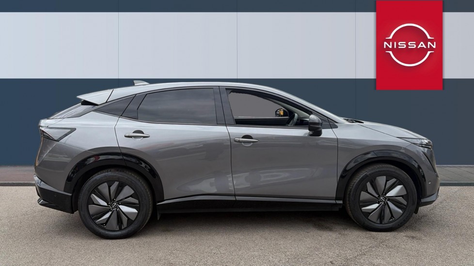 Nissan ARIYA 225kW Evolve 87kWh 22kWCh 5dr e-4ORCE Auto Electric Hatchback - Image 5