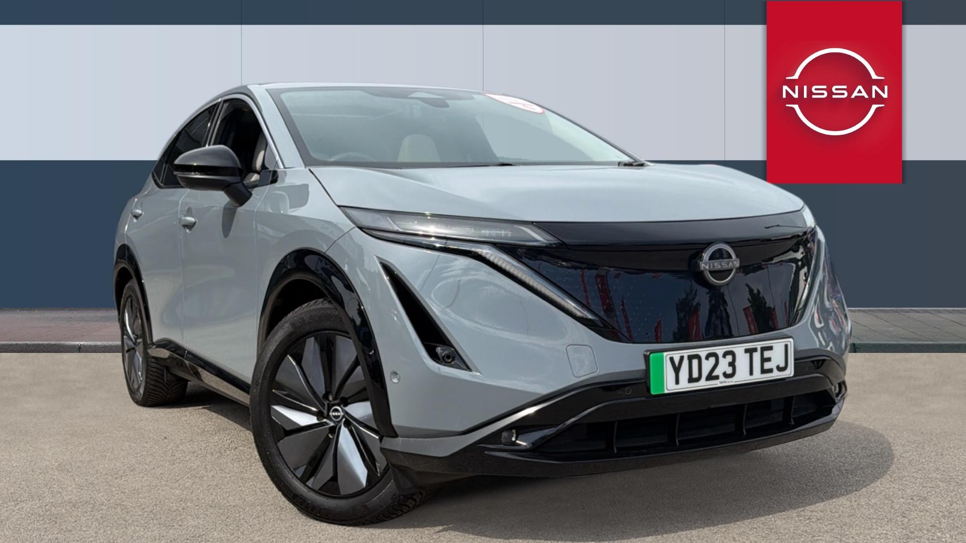 Nissan Ariya listing photo