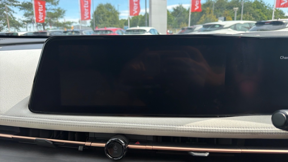 Nissan ARIYA 178kW Evolve 87kWh 22kWCh 5dr Auto Electric Hatchback - Image 12