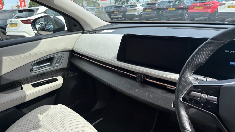Nissan ARIYA 178kW Evolve 87kWh 22kWCh 5dr Auto Electric Hatchback - Image 14