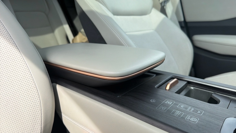 Nissan ARIYA 178kW Evolve 87kWh 22kWCh 5dr Auto Electric Hatchback - Image 31