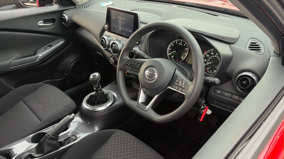 Nissan Juke 1.0 DiG-T 114 Acenta 5dr Petrol Hatchback - Image 11