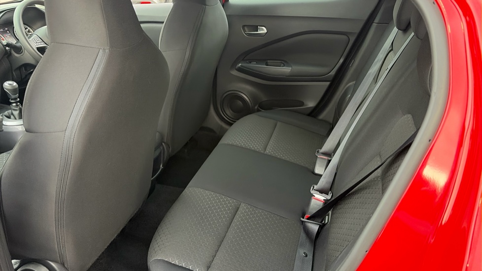 Nissan Juke 1.0 DiG-T 114 Acenta 5dr Petrol Hatchback - Image 16