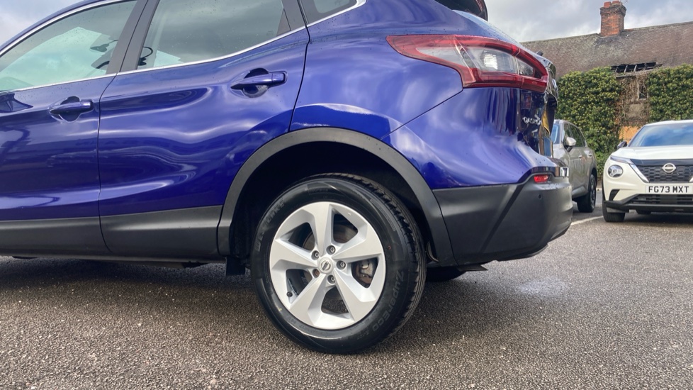 Nissan Qashqai 1.3 DiG-T 160 [157] Acenta Premium 5dr DCT Petrol Hatchback - Image 7