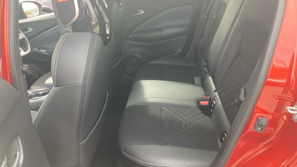 Nissan Juke 1.0 DiG-T 114 Tekna 5dr Petrol Hatchback - Image 16