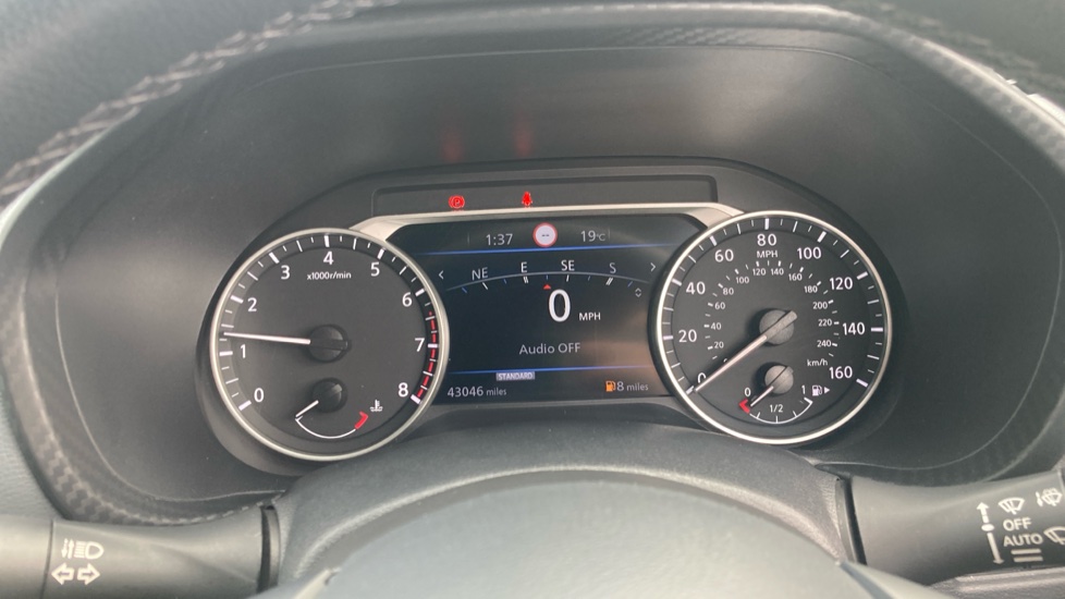 Nissan Juke 1.0 DiG-T 114 Tekna 5dr Petrol Hatchback - Image 18