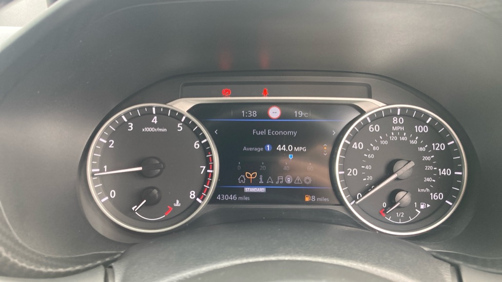 Nissan Juke 1.0 DiG-T 114 Tekna 5dr Petrol Hatchback - Image 28