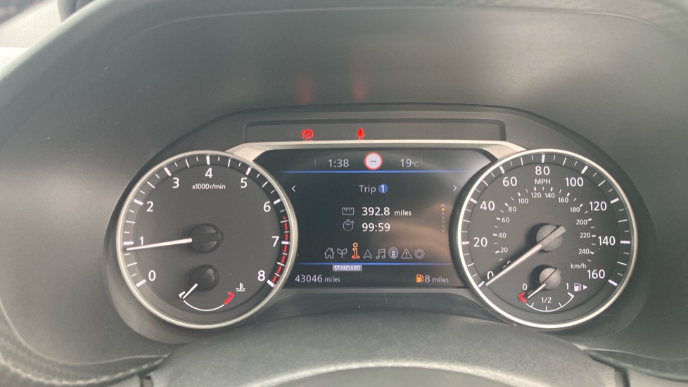 Nissan Juke 1.0 DiG-T 114 Tekna 5dr Petrol Hatchback - Image 29