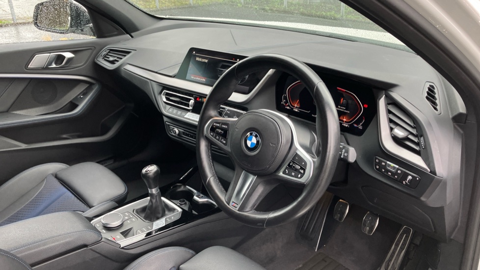 BMW 1 Series 118i [136] M Sport 5dr [Live Cockpit Professional] Petrol Hatchback - Image 11