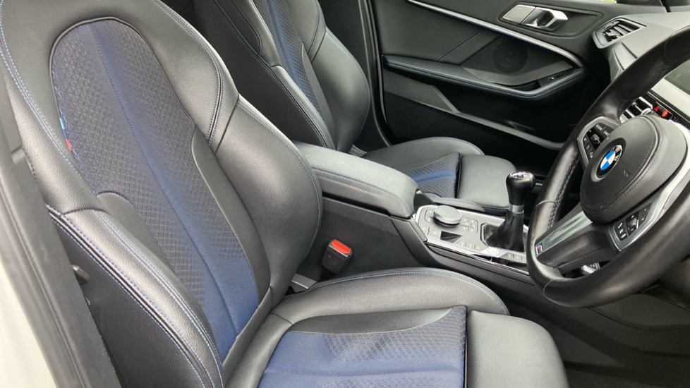 BMW 1 Series 118i [136] M Sport 5dr [Live Cockpit Professional] Petrol Hatchback - Image 28