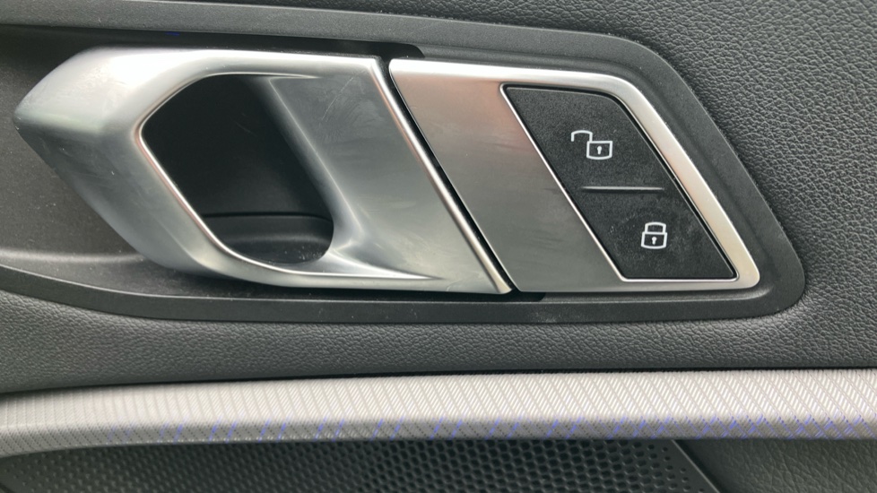 BMW 1 Series 118i [136] M Sport 5dr [Live Cockpit Professional] Petrol Hatchback - Image 30