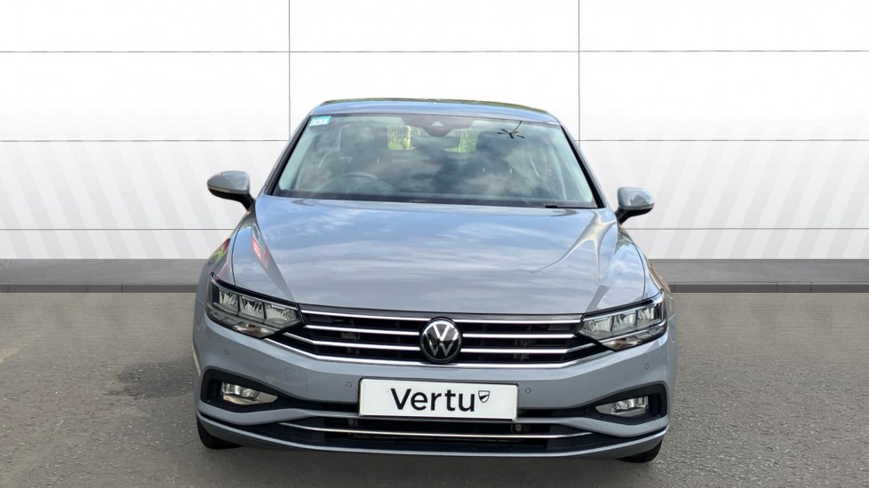 Volkswagen Passat 1.5 TSI EVO SE Nav 4dr DSG Petrol Saloon - Image 3
