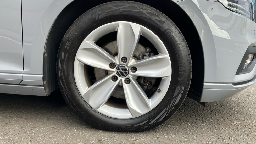 Volkswagen Passat 1.5 TSI EVO SE Nav 4dr DSG Petrol Saloon - Image 7