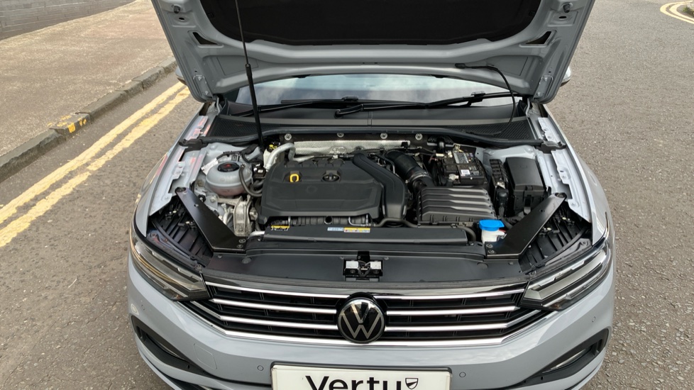 Volkswagen Passat 1.5 TSI EVO SE Nav 4dr DSG Petrol Saloon - Image 8