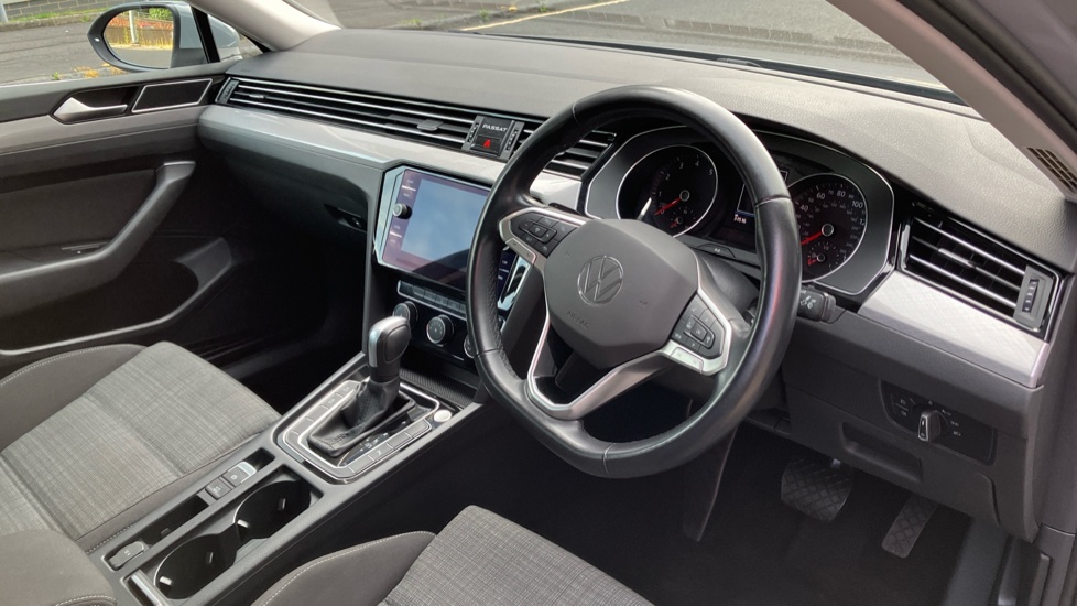 Volkswagen Passat 1.5 TSI EVO SE Nav 4dr DSG Petrol Saloon - Image 11
