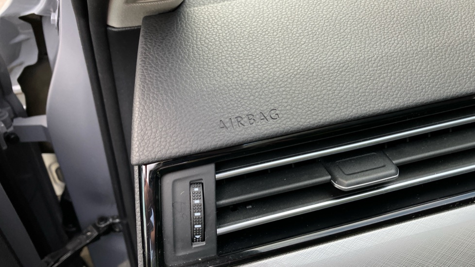 Volkswagen Passat 1.5 TSI EVO SE Nav 4dr DSG Petrol Saloon - Image 37