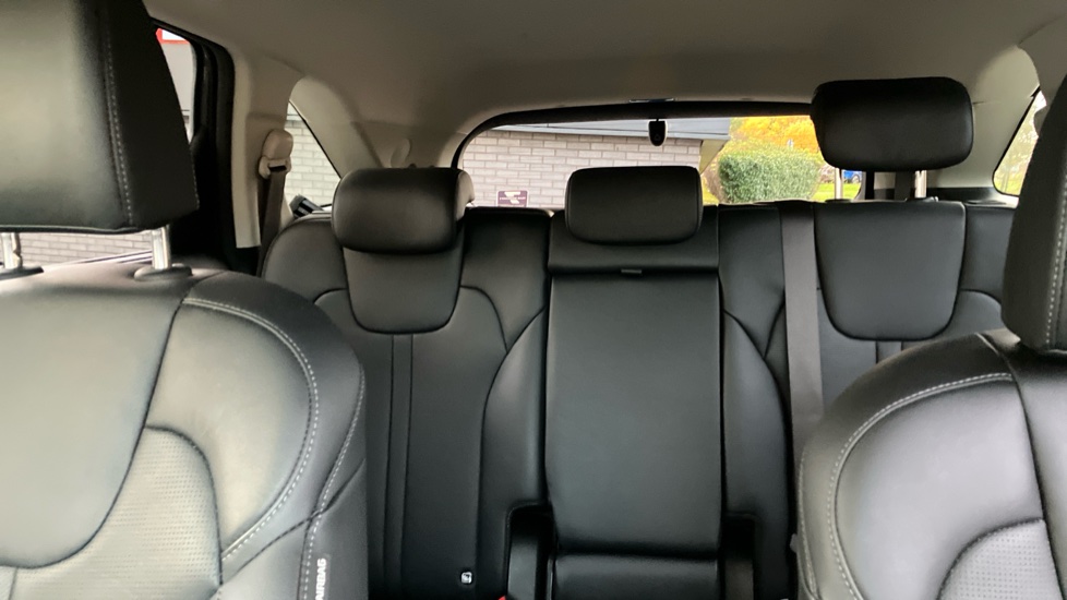 Kia Sorento 1.6 T-GDi HEV 3 5dr Auto Hybrid Station Wagon - Image 15