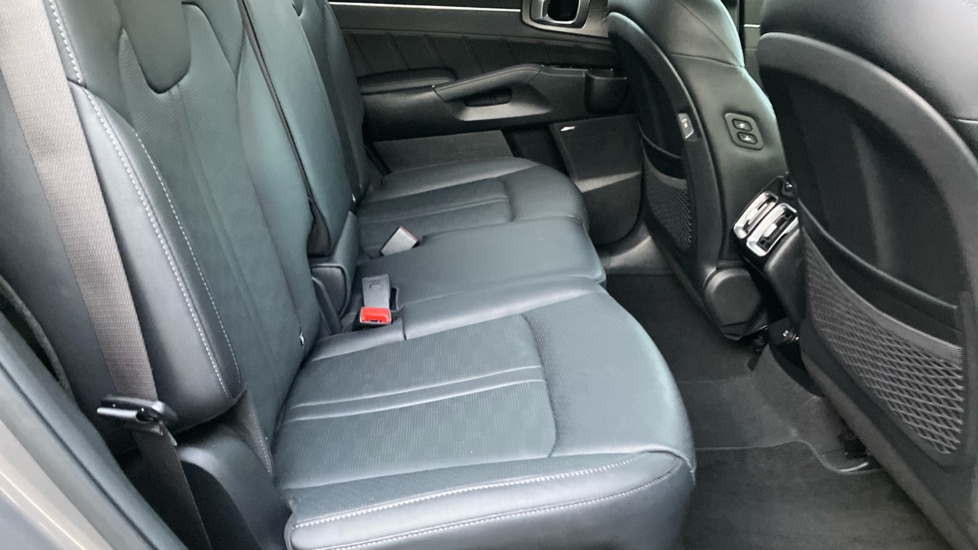 Kia Sorento 1.6 T-GDi HEV 3 5dr Auto Hybrid Station Wagon - Image 16