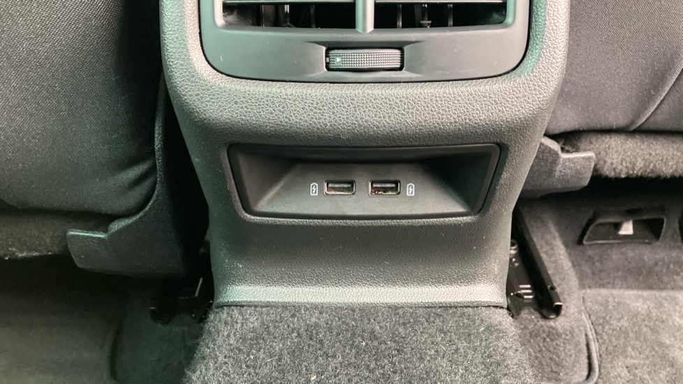 SEAT Leon 2.0 TDI 150 FR [EZ] 5dr Diesel Hatchback - Image 33