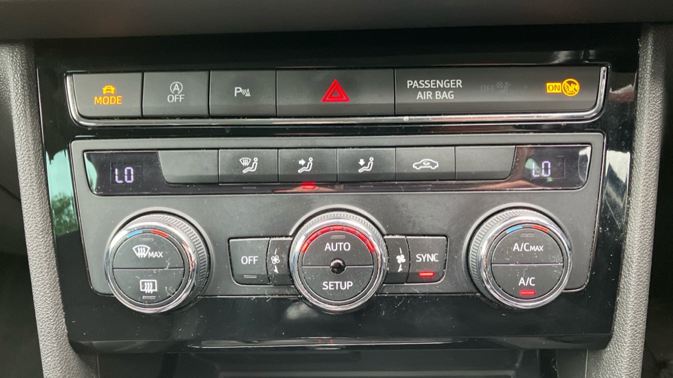SEAT Leon 2.0 TDI 150 FR [EZ] 5dr Diesel Hatchback - Image 43