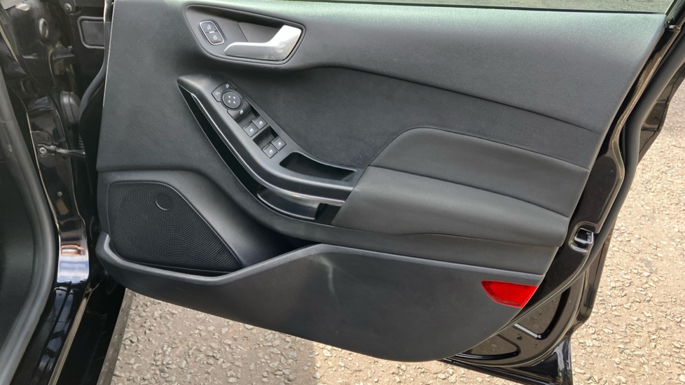 Ford Fiesta 1.0 EcoBoost ST-Line 5dr Petrol Hatchback - Image 30