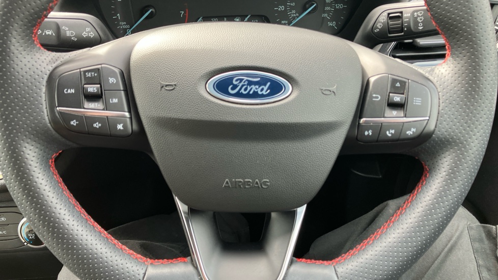 Ford Fiesta 1.0 EcoBoost ST-Line 5dr Petrol Hatchback - Image 38