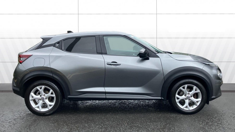 Nissan Juke 1.0 DiG-T N-Connecta 5dr Petrol Hatchback - Image 5