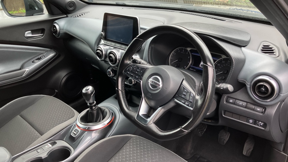 Nissan Juke 1.0 DiG-T N-Connecta 5dr Petrol Hatchback - Image 11