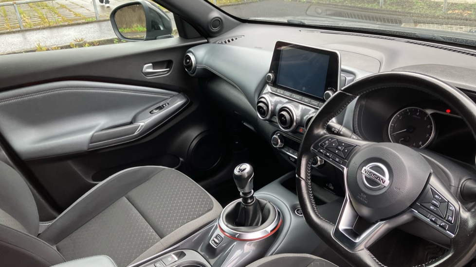 Nissan Juke 1.0 DiG-T N-Connecta 5dr Petrol Hatchback - Image 14