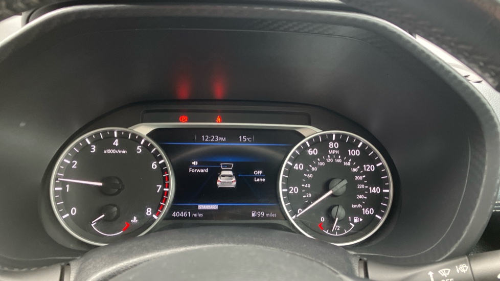 Nissan Juke 1.0 DiG-T N-Connecta 5dr Petrol Hatchback - Image 18