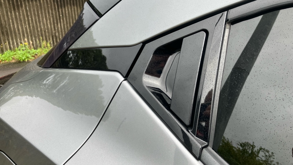 Nissan Juke 1.0 DiG-T N-Connecta 5dr Petrol Hatchback - Image 24
